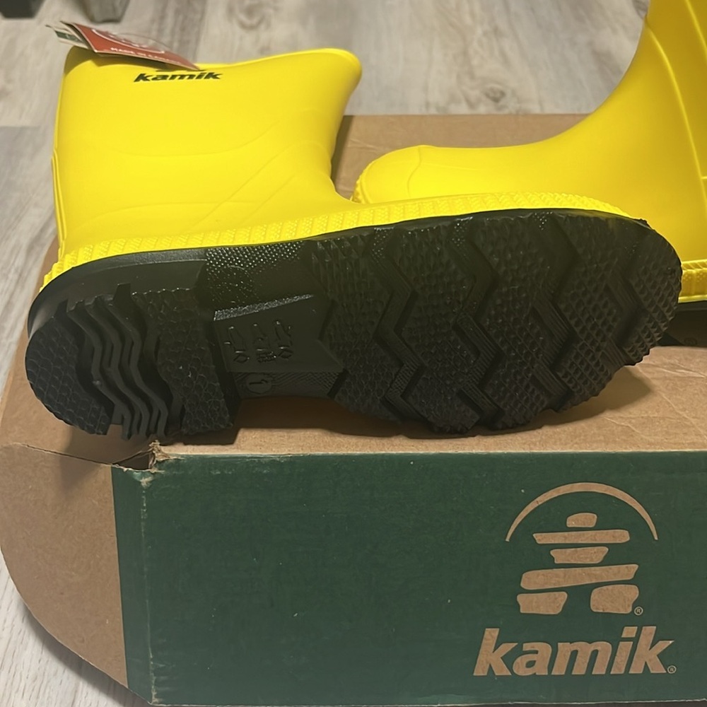 Kamik Yellow Rain Boots NIB Kids 1 Stomp - Picture 3 of 4